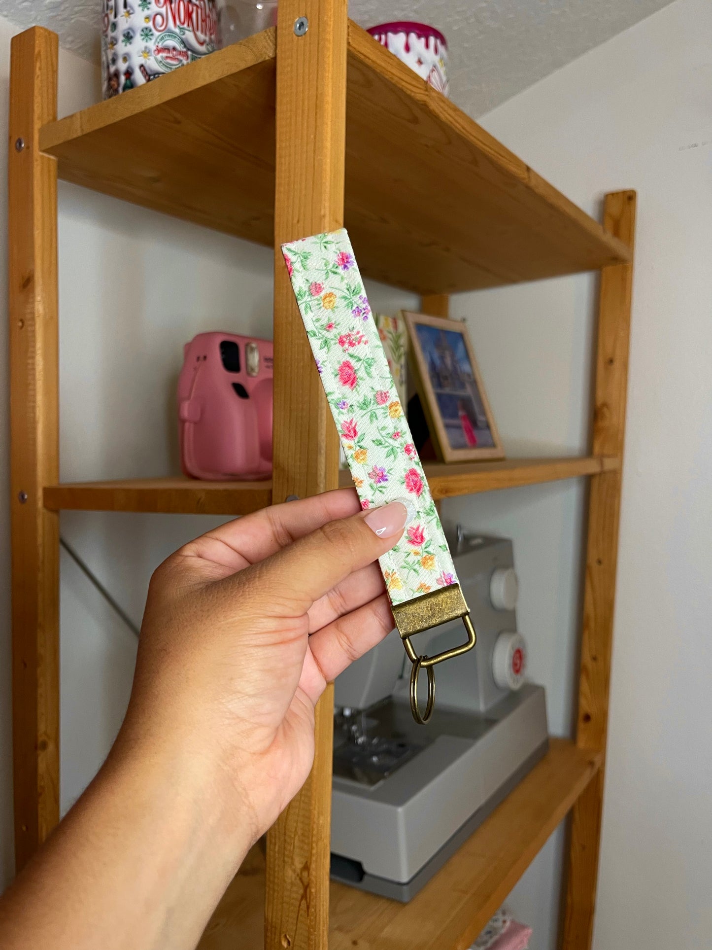 Off-White Floral Wristlet